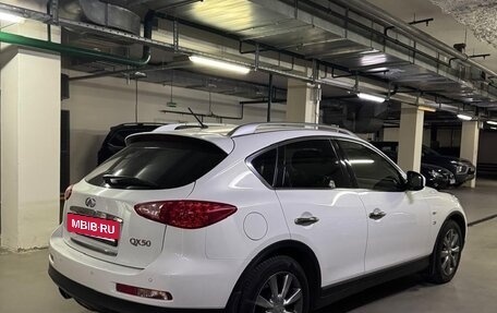Infiniti QX50 I рестайлинг, 2014 год, 1 900 000 рублей, 3 фотография