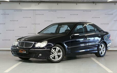 Mercedes-Benz C-Класс, 2005 год, 650 000 рублей, 3 фотография