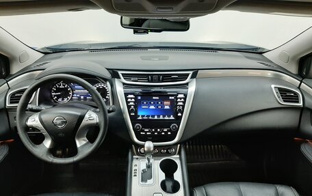 Nissan Murano, 2017 год, 2 340 000 рублей, 9 фотография
