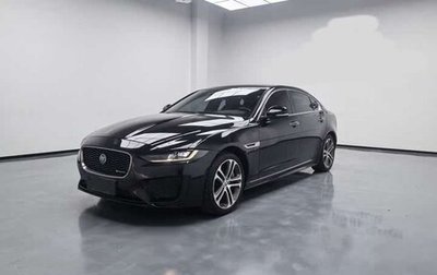 Jaguar XE I рестайлинг, 2021 год, 2 380 000 рублей, 1 фотография