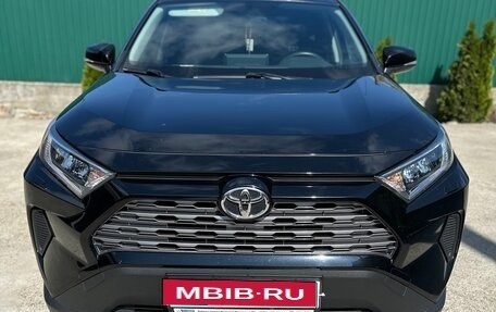 Toyota RAV4, 2020 год, 3 160 000 рублей, 1 фотография