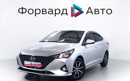 Hyundai Solaris II рестайлинг, 2021 год, 1 690 000 рублей, 3 фотография