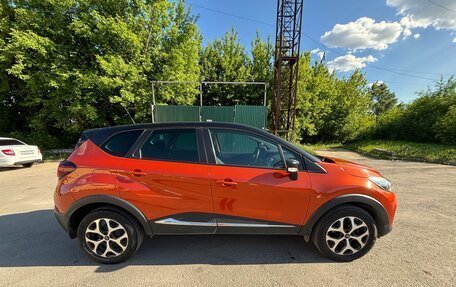 Renault Kaptur I рестайлинг, 2017 год, 1 600 000 рублей, 4 фотография