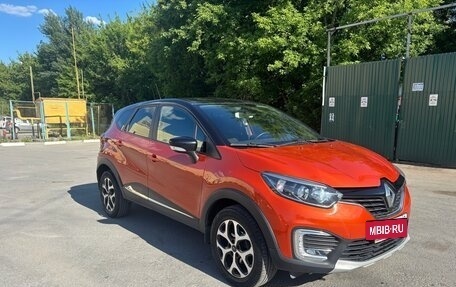 Renault Kaptur I рестайлинг, 2017 год, 1 600 000 рублей, 3 фотография