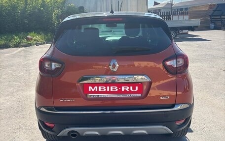 Renault Kaptur I рестайлинг, 2017 год, 1 600 000 рублей, 6 фотография