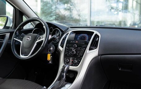 Opel Astra J, 2011 год, 950 000 рублей, 9 фотография