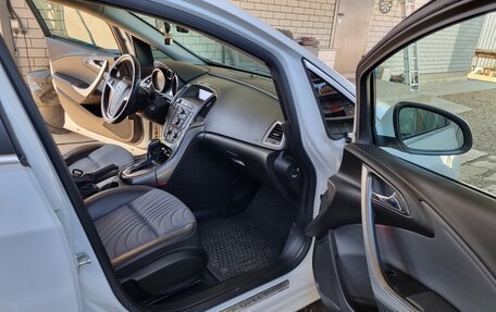 Opel Astra J, 2013 год, 870 000 рублей, 5 фотография