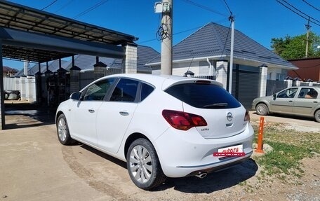 Opel Astra J, 2013 год, 870 000 рублей, 4 фотография