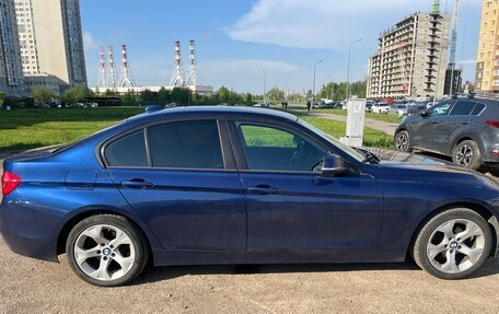 BMW 3 серия, 2018 год, 2 100 000 рублей, 3 фотография