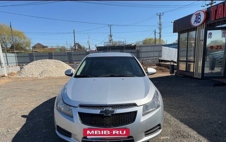 Chevrolet Cruze II, 2012 год, 630 000 рублей, 3 фотография