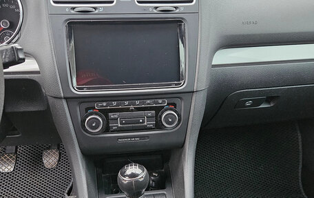 Volkswagen Golf VI, 2010 год, 750 000 рублей, 14 фотография