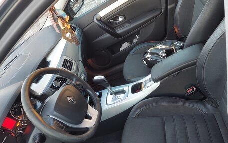 Renault Laguna III рестайлинг, 2008 год, 730 000 рублей, 17 фотография