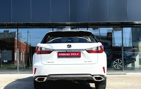 Lexus RX IV рестайлинг, 2019 год, 5 190 000 рублей, 6 фотография