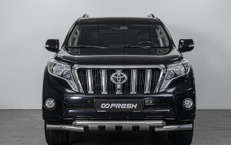 Toyota Land Cruiser Prado 150 рестайлинг 2, 2014 год, 3 650 000 рублей, 3 фотография