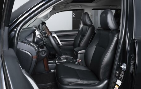 Toyota Land Cruiser Prado 150 рестайлинг 2, 2014 год, 3 650 000 рублей, 10 фотография