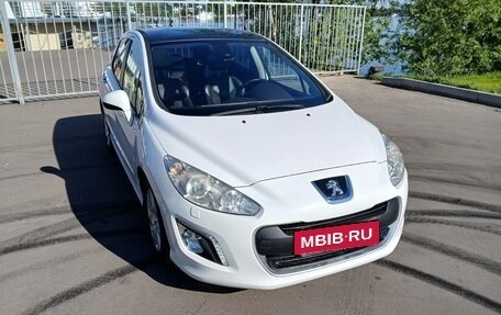 Peugeot 308 II, 2012 год, 1 100 000 рублей, 2 фотография