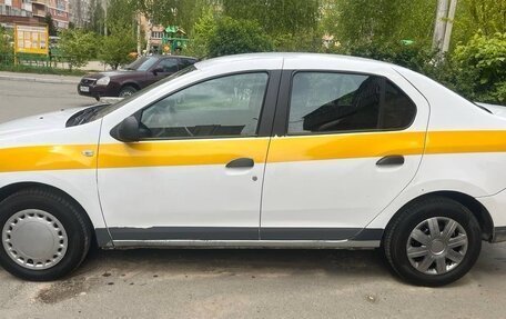 Renault Logan II, 2018 год, 530 000 рублей, 6 фотография