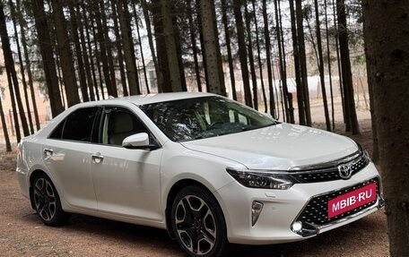 Toyota Camry, 2017 год, 2 255 000 рублей, 5 фотография