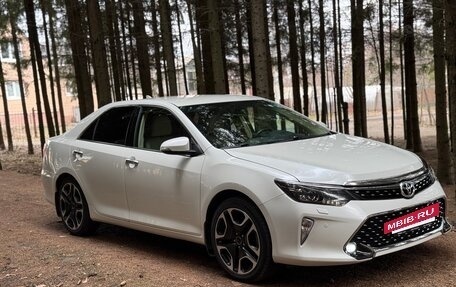 Toyota Camry, 2017 год, 2 255 000 рублей, 6 фотография