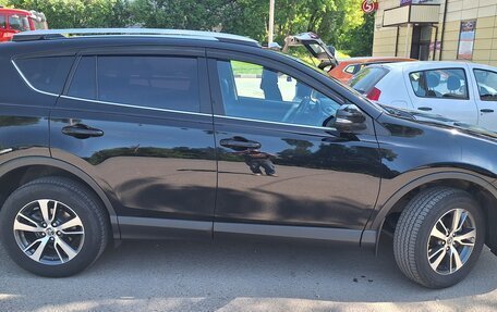 Toyota RAV4, 2018 год, 2 550 000 рублей, 3 фотография