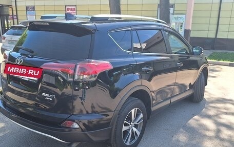 Toyota RAV4, 2018 год, 2 550 000 рублей, 8 фотография