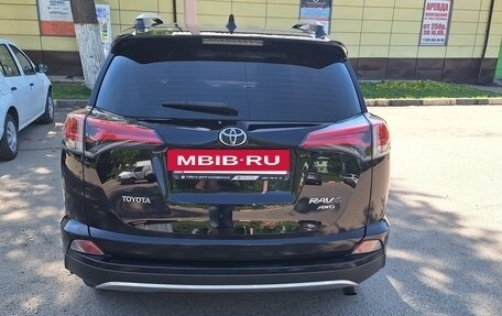 Toyota RAV4, 2018 год, 2 550 000 рублей, 6 фотография
