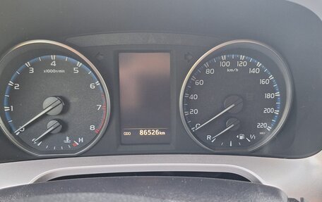 Toyota RAV4, 2018 год, 2 550 000 рублей, 10 фотография