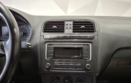 Volkswagen Polo VI (EU Market), 2015 год, 1 100 000 рублей, 13 фотография