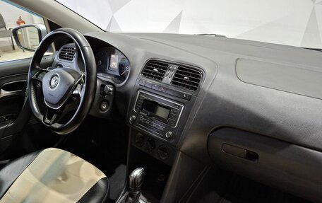 Volkswagen Polo VI (EU Market), 2015 год, 1 100 000 рублей, 12 фотография