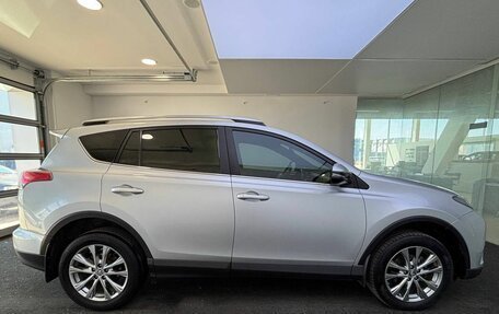 Toyota RAV4, 2017 год, 1 949 000 рублей, 4 фотография