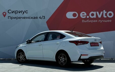 Hyundai Solaris II рестайлинг, 2017 год, 1 170 000 рублей, 3 фотография