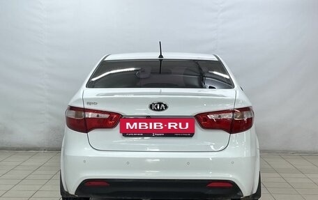 KIA Rio III рестайлинг, 2014 год, 919 000 рублей, 7 фотография