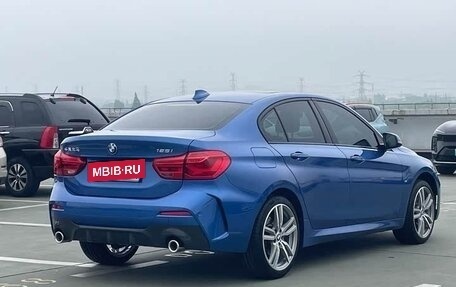 BMW 1 серия, 2022 год, 1 896 000 рублей, 4 фотография