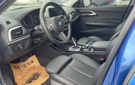 BMW 1 серия, 2022 год, 1 896 000 рублей, 7 фотография
