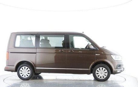 Volkswagen Caravelle T6 рестайлинг, 2019 год, 4 650 000 рублей, 3 фотография