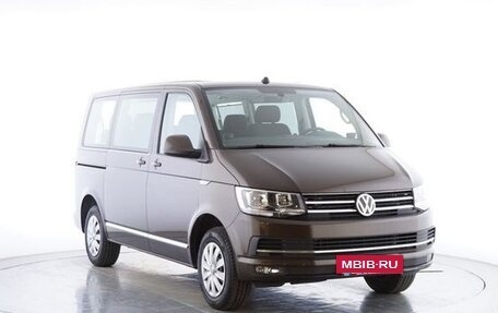Volkswagen Caravelle T6 рестайлинг, 2019 год, 4 650 000 рублей, 2 фотография