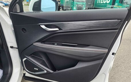Geely Tugella FY11, 2023 год, 2 590 000 рублей, 12 фотография
