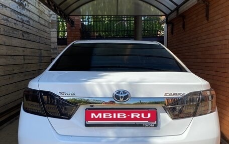 Toyota Camry, 2014 год, 2 200 000 рублей, 3 фотография