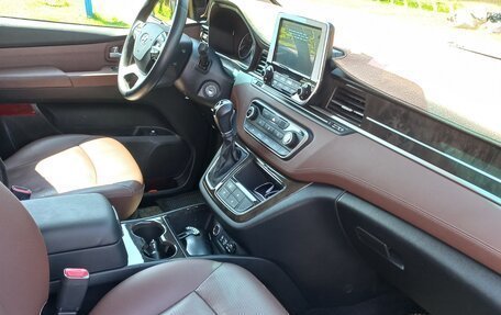 Hyundai Grand Starex Grand Starex I рестайлинг 2, 2018 год, 3 250 000 рублей, 5 фотография