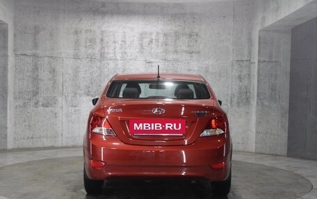 Hyundai Solaris II рестайлинг, 2011 год, 767 000 рублей, 7 фотография