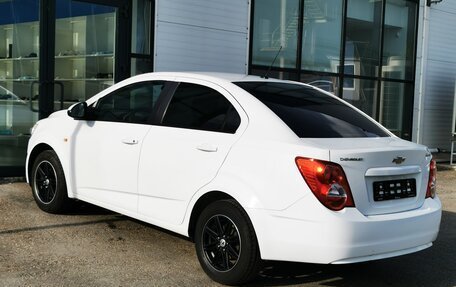 Chevrolet Aveo III, 2013 год, 610 000 рублей, 4 фотография
