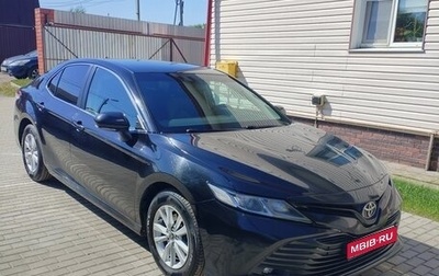 Toyota Camry, 2020 год, 2 300 000 рублей, 1 фотография