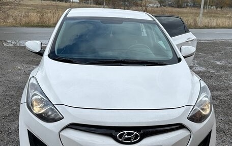 Hyundai i30 II рестайлинг, 2012 год, 930 000 рублей, 1 фотография