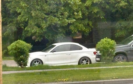 BMW 1 серия, 2008 год, 1 850 000 рублей, 2 фотография