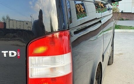 Volkswagen Multivan T5, 2008 год, 1 930 000 рублей, 10 фотография
