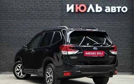 Subaru Forester, 2018 год, 2 800 000 рублей, 4 фотография
