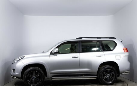 Toyota Land Cruiser Prado 150 рестайлинг 2, 2010 год, 2 850 000 рублей, 8 фотография