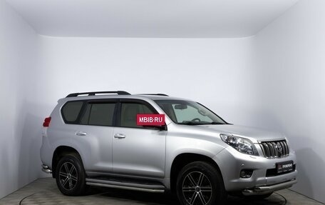 Toyota Land Cruiser Prado 150 рестайлинг 2, 2010 год, 2 850 000 рублей, 3 фотография