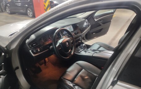 BMW 5 серия, 2012 год, 1 950 000 рублей, 4 фотография
