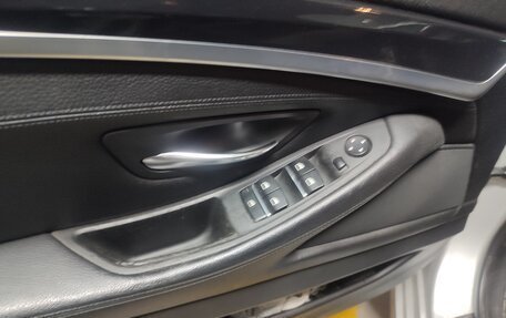 BMW 5 серия, 2012 год, 1 950 000 рублей, 7 фотография
